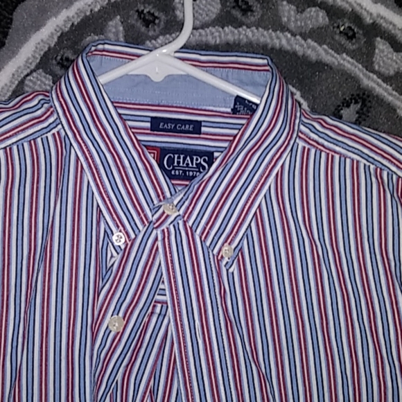 Chaps button down EUC - Picture 2 of 4